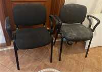Oddam 2 krzesla biurowe
