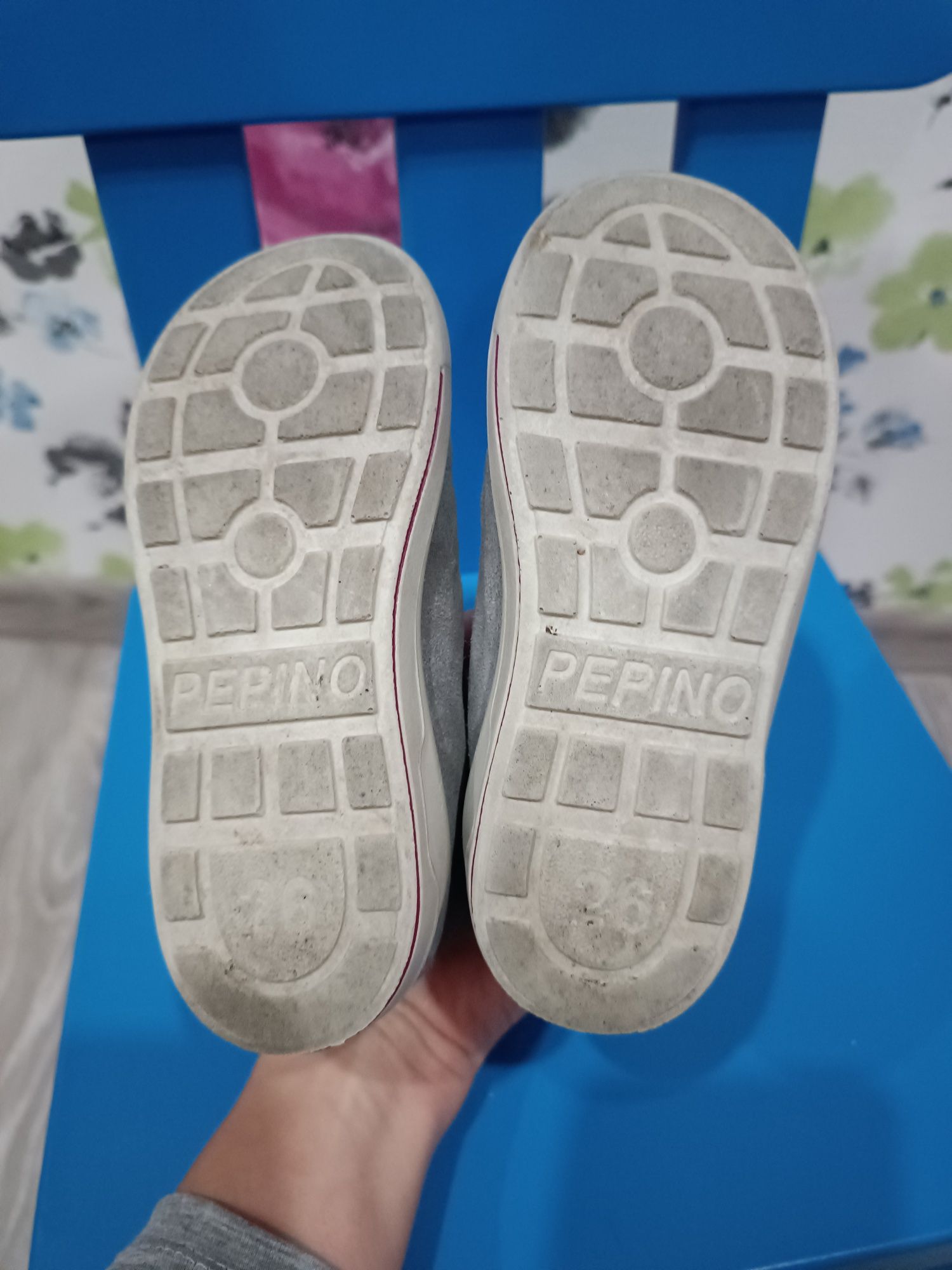 Замшеві черевики ( замшевые ботинки) фирмы Pepino, 26