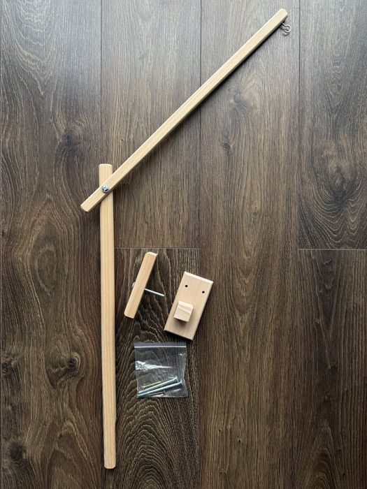 Деревяний мобіль на ліжечко