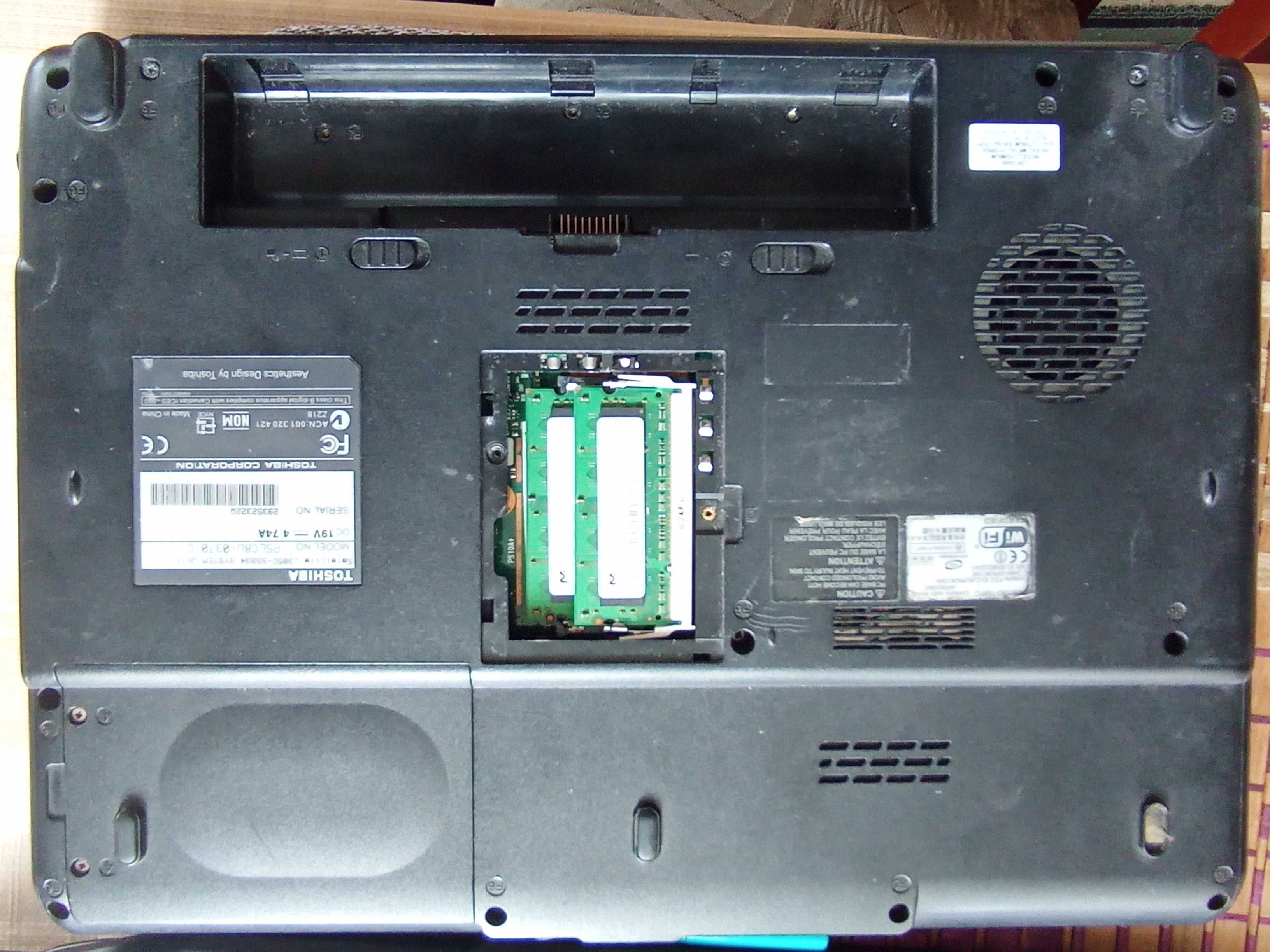 Ноутбук Toshiba Satellite L305D
