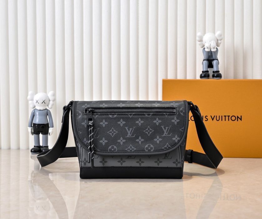 Louis Vuitton Pulse сумка мужская кожаная через плечо monogram