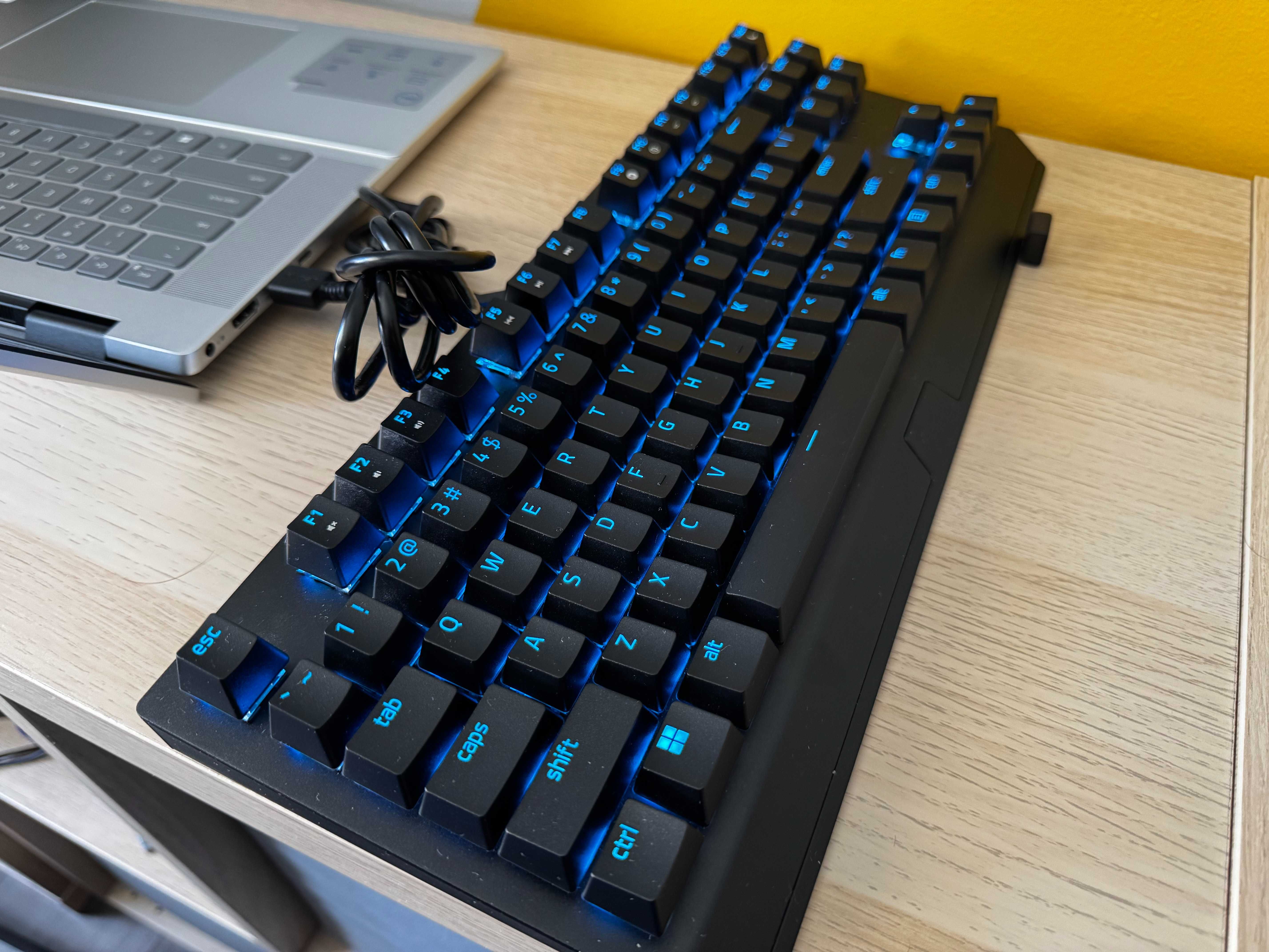 Klawiatura Razer Blackwidow V3 TKL jak nowa