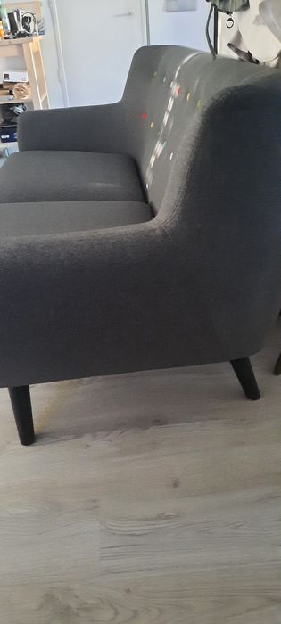 Sofá 2 lugares novo, 85×155 cm