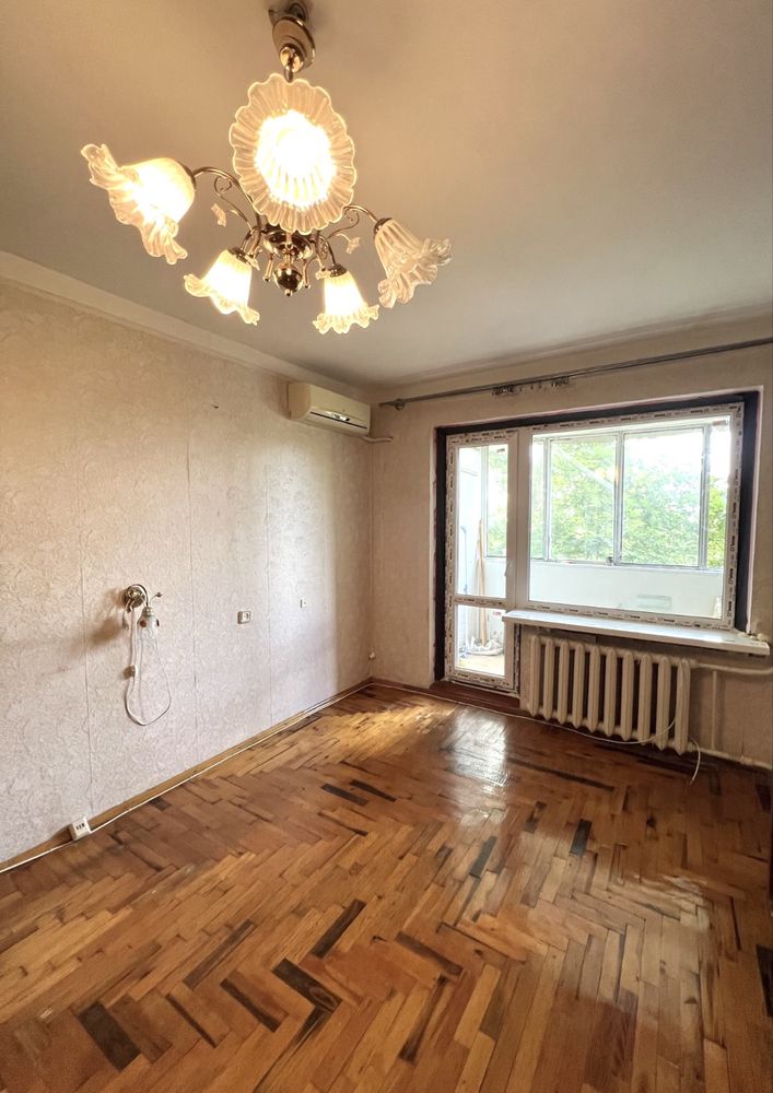 Продается 2 ком кв в Осипенковском р-не по ул Дегтярева
