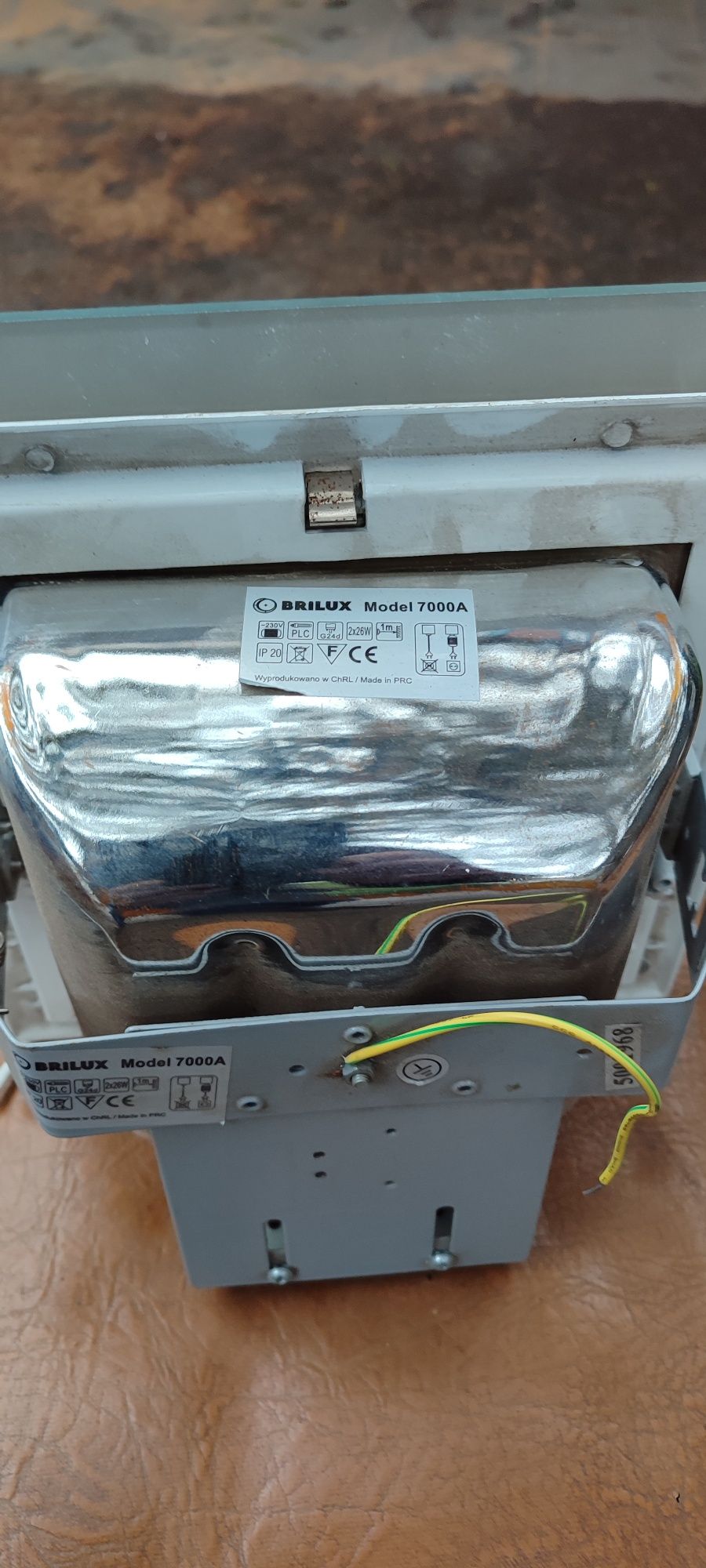 Продам вуличні світильники.