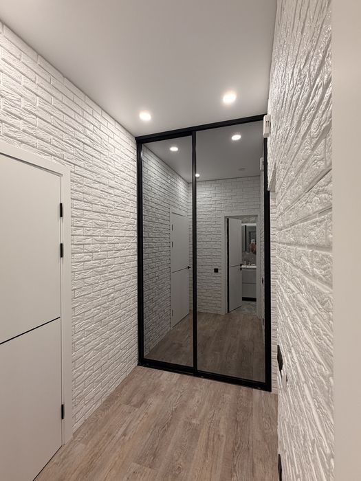 Оренда дизайнерського таунхаусу 100 м² Осокорки Є камін!метро Славутич