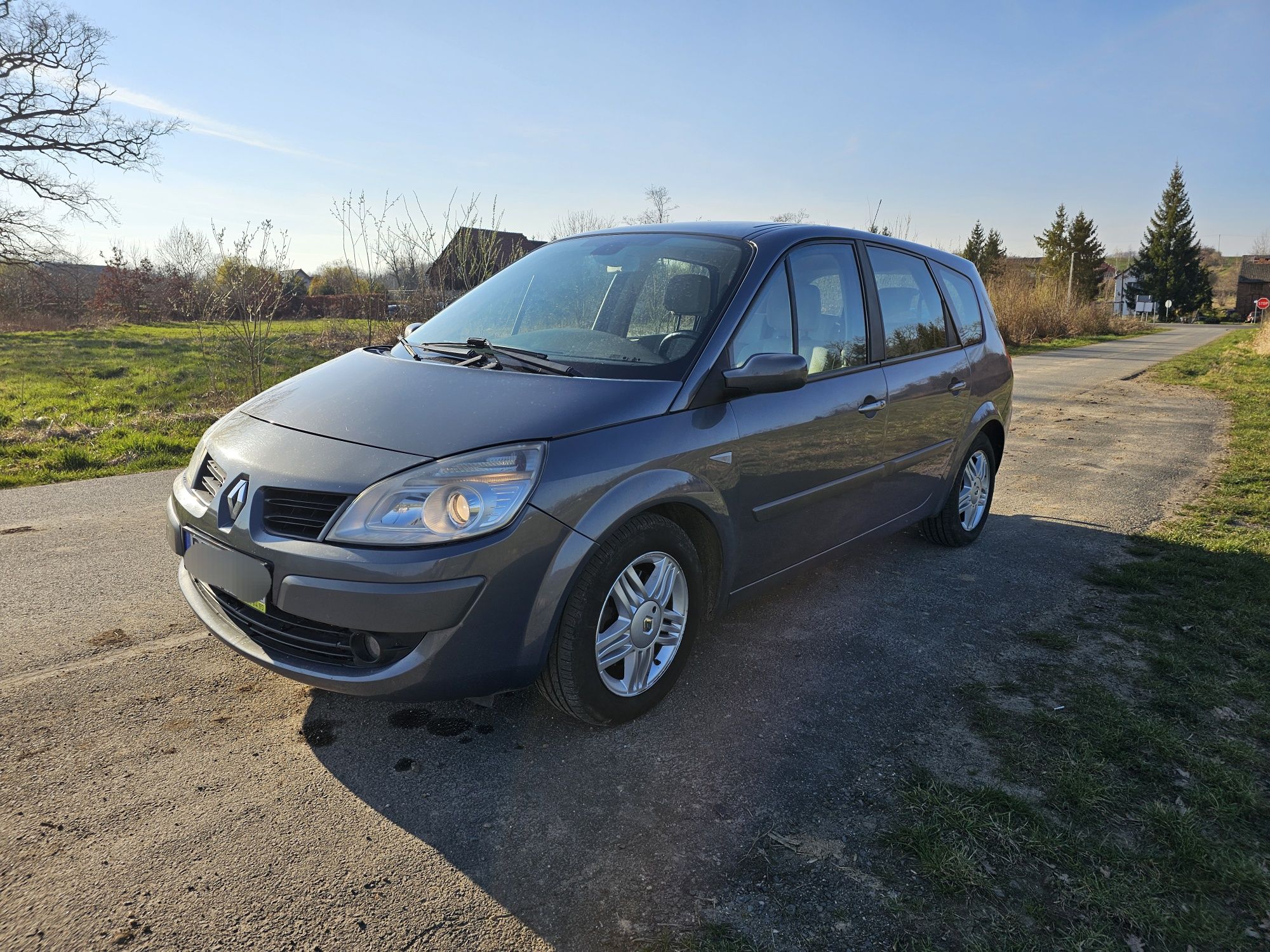 Renault Grand Scenic lift automat keyless doinwestowany 2 kpl. Kół