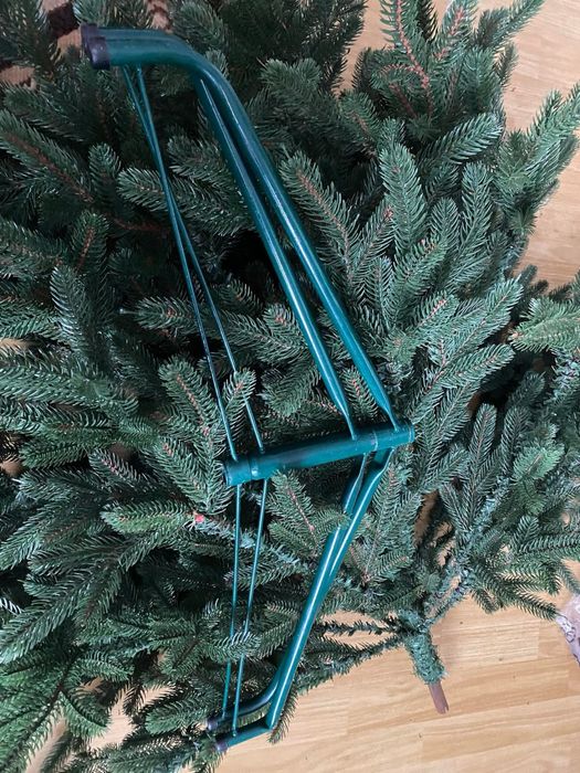 Ялинка лита висотою 1.80