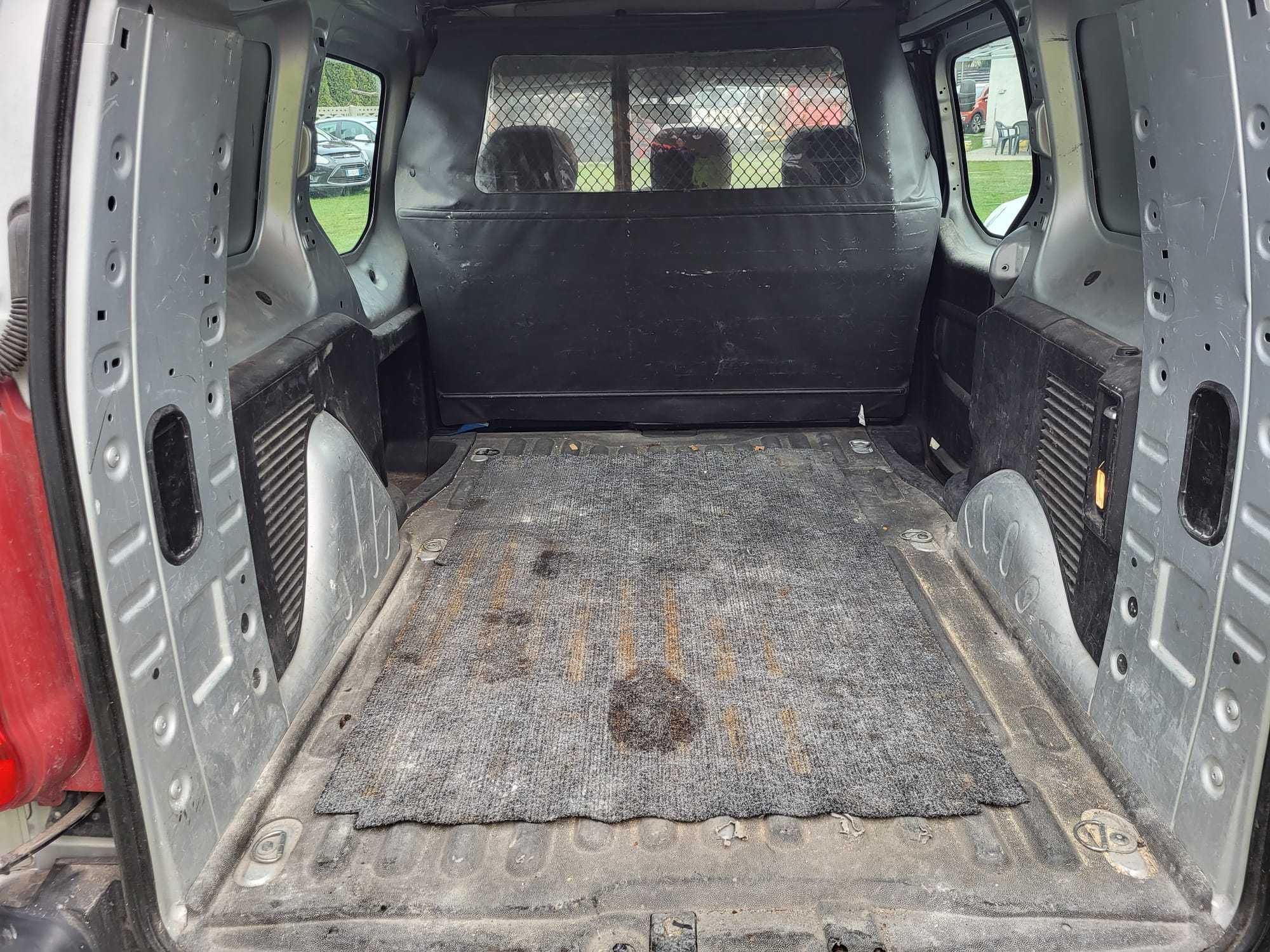 Citroen Berlingo Peugeot LONG 1.6 HDI Paka, Izoterma