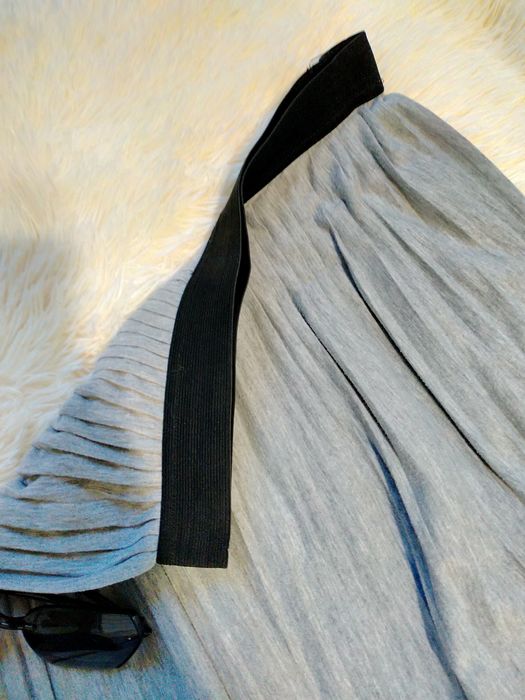 Літня спідниця для дівчини