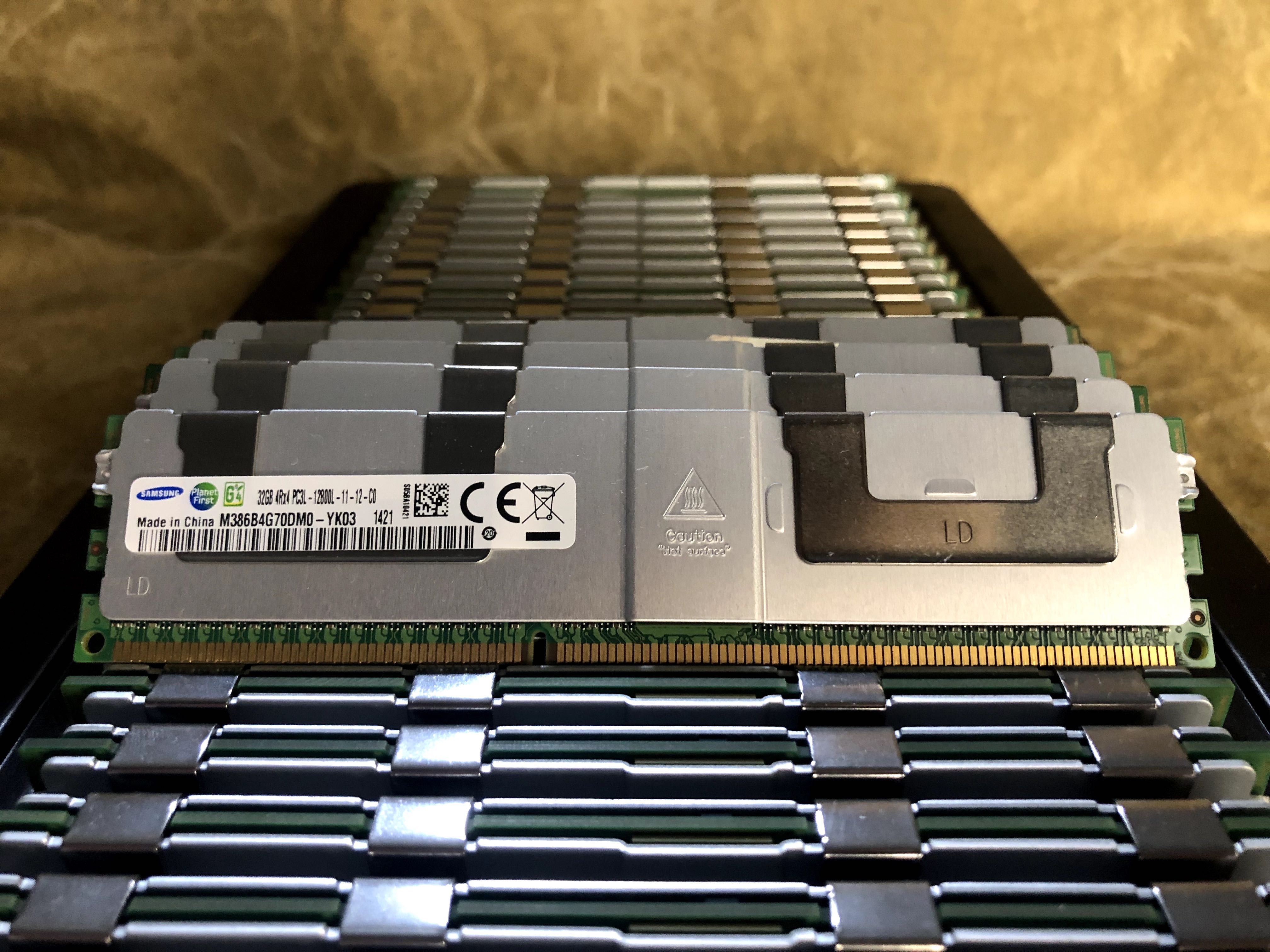Серверна памʼять DDR3 32GB 12800L 1600MHz ECC Reg Samsung