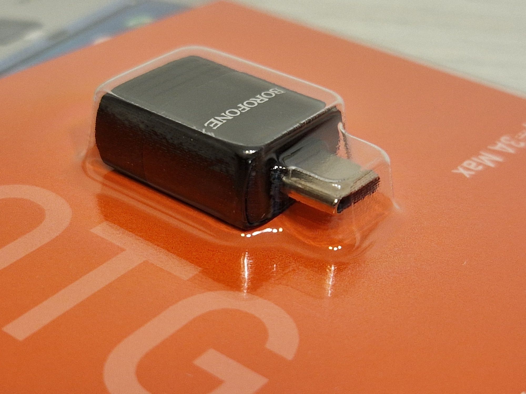 Borofone Adapter OTG BV18 - Typ C na USB - czarny