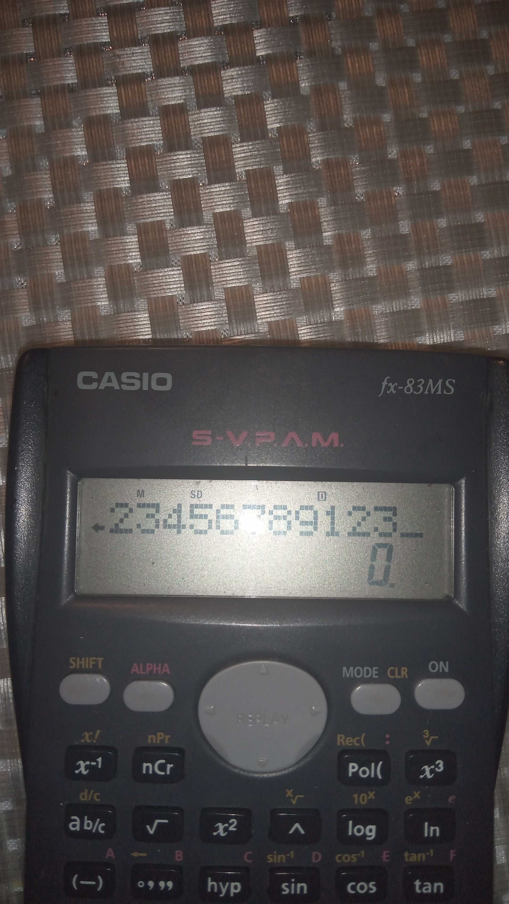 Kalkulator naukowy z funkcjami