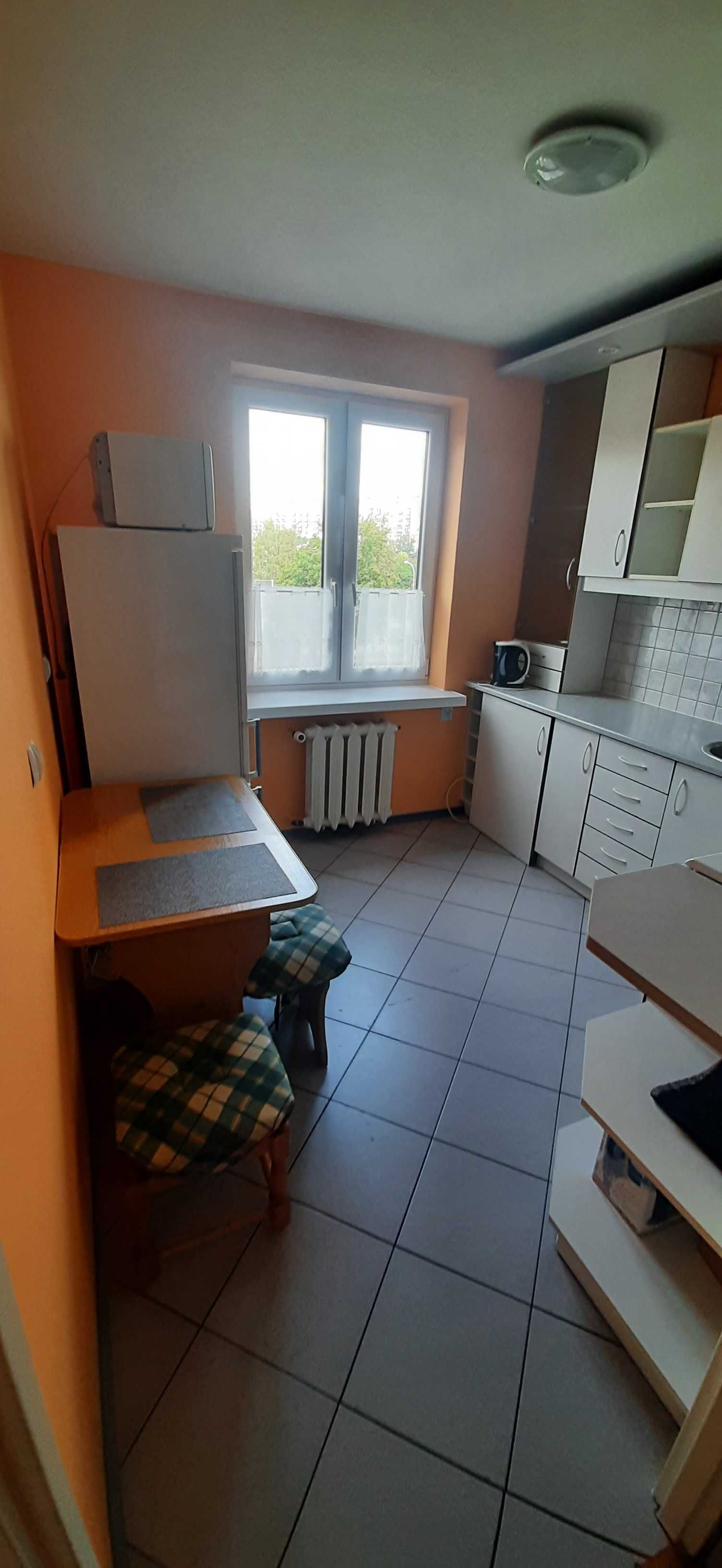 Mieszkanie dwupokojowe (2 osobne pokoje) do wynajęcia oś. Drabinianka