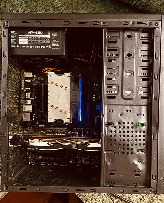 R5 3600 / 1070 / 16GB / 1TB / 650W