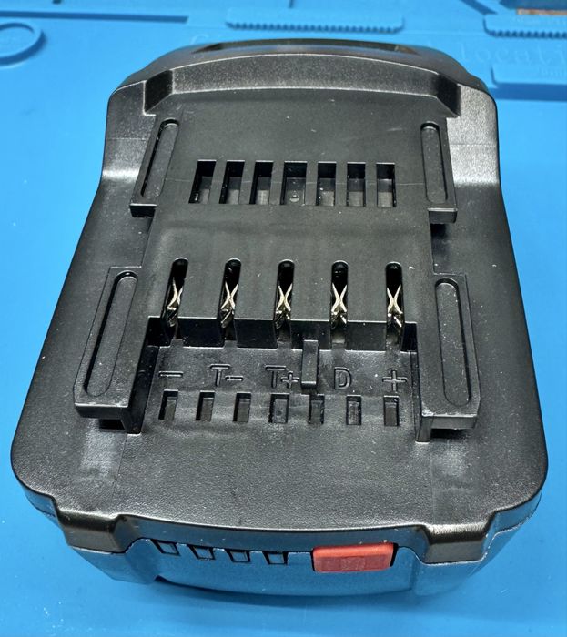 Корпус для сборки аккумулятора metabo 18v