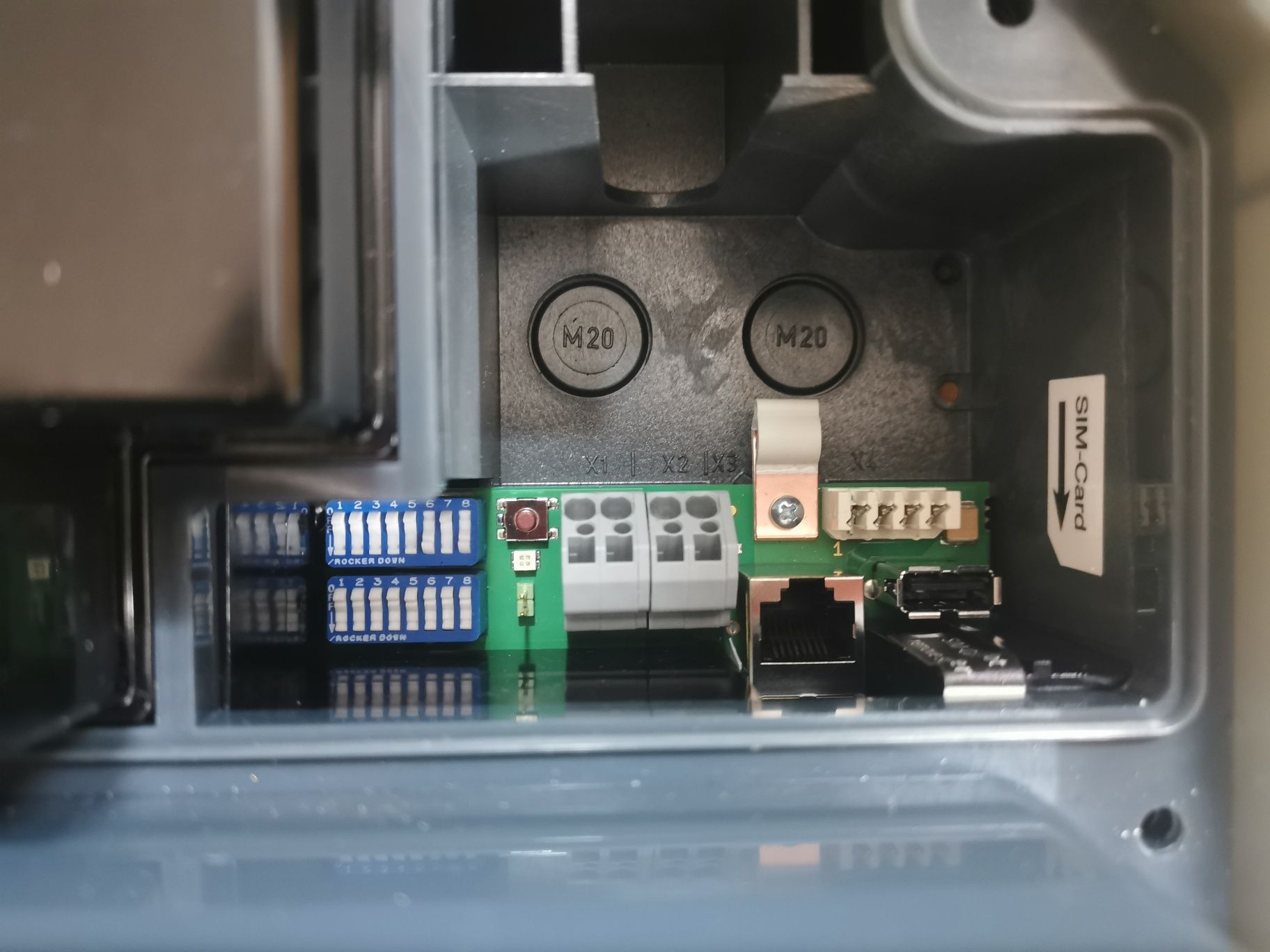 Wallbox Stacja Ładowania Keba P30 22KW WiFi GSM RFID wysoki model