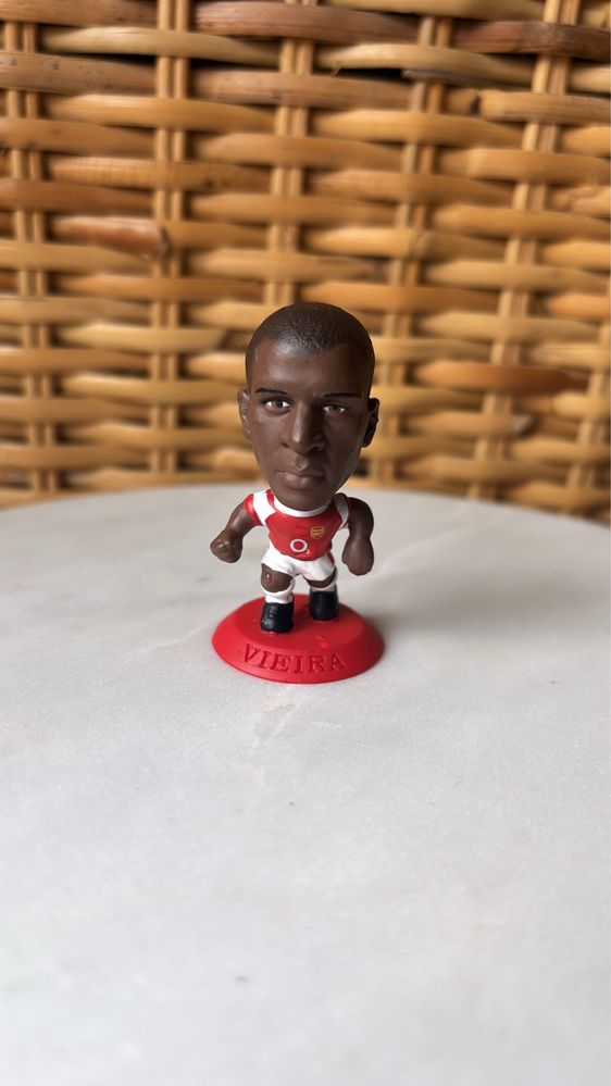 Vintage 2003 Patrick Vieira Arsenal Corinthian Microstars Figurka