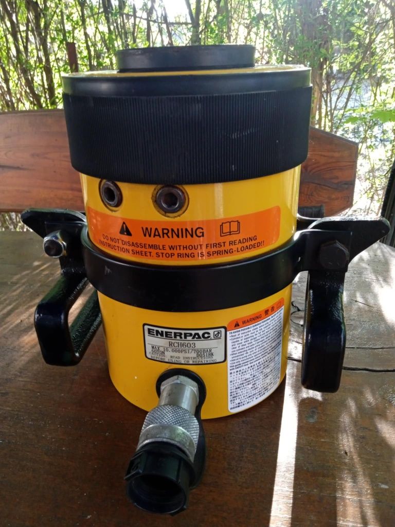 Cylinder Siłownik Przelotowy 60 ton 700 bar RCH603 ENERPAC