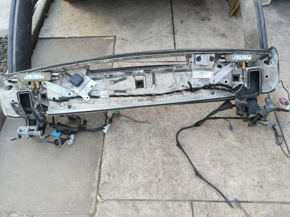 Задняя ляда Porsche Cayenne.