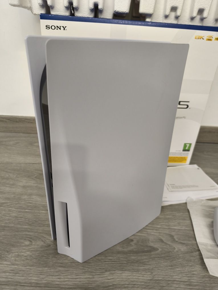 PlayStation 5 com jogo