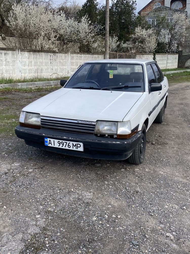 Toyota Corona 1.8 газ бензин