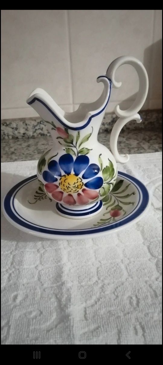 Jarro porcelana com prato