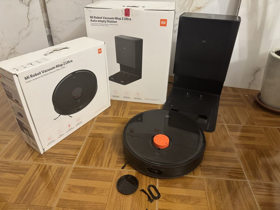 Mi Robot Vacuum Mop Ultra com Auto empry station