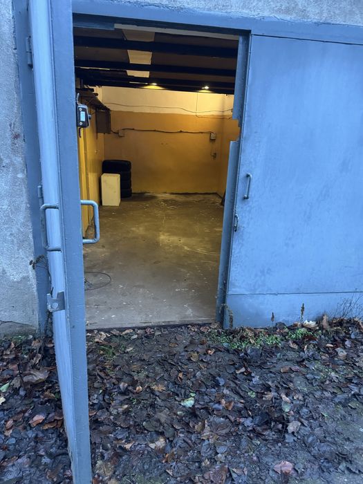 Garaz przy ul Przemysłowej w Czarnkowie wynajmę