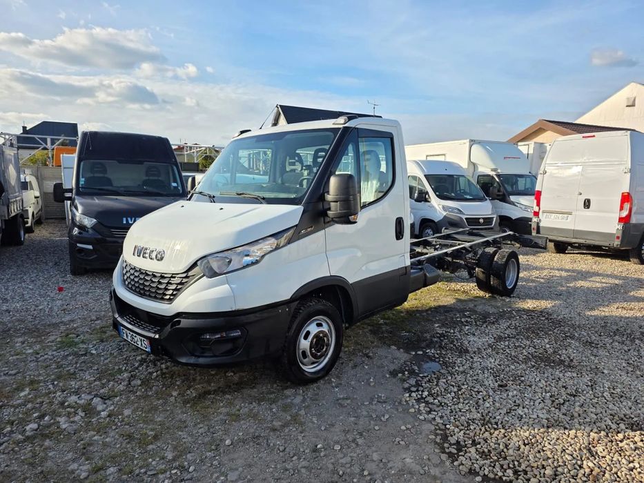 Iveco Rama 35c16  Iveco 35c16 2021 Rok
