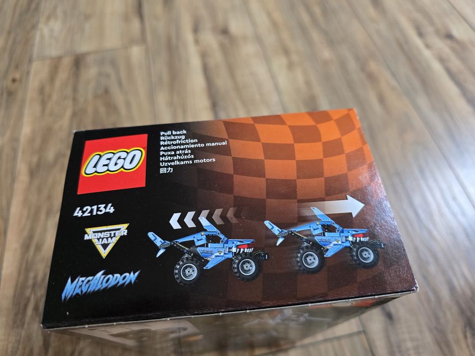LEGO Technic 42134 MONSTER MEGALODON rekin ryba