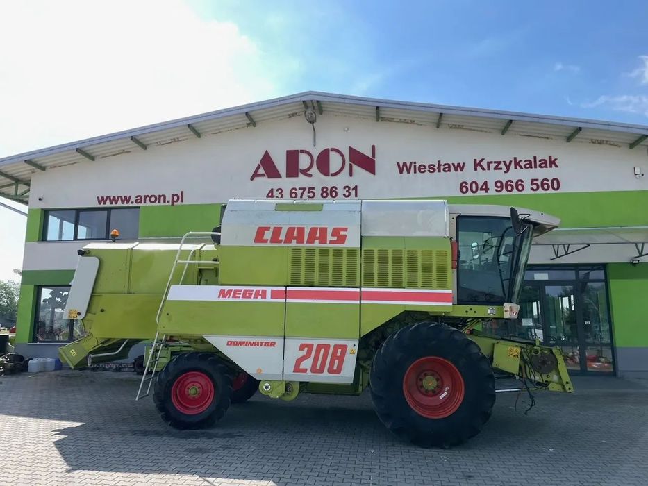 Claas MEGA 208 II  kombajn zbożowy CLAAS MEGA 208 II