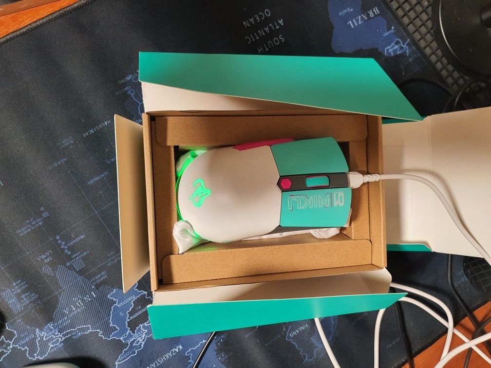 Hatsune Miku asus tuf мышка компютерная