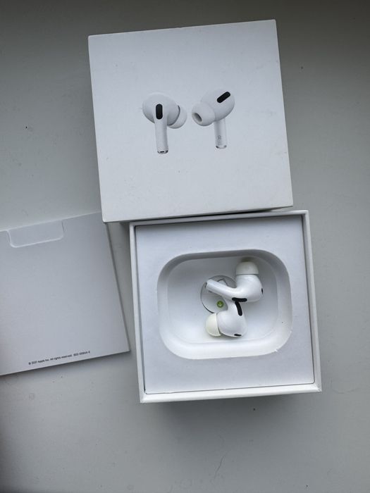 Apple airpods pro