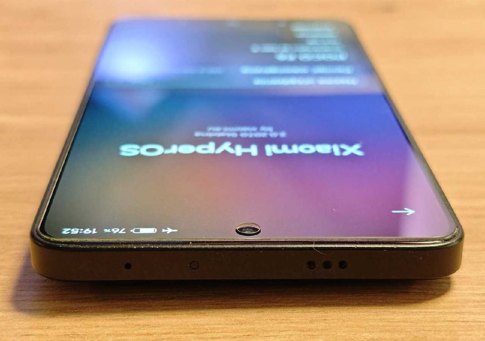 Smartfon Xiaomi POCO F6 12GB RAM 512GB ROM Czarny jak NOWY AKCESORIA