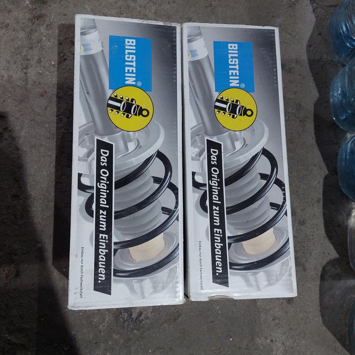 Задні пружини 124 мерседес