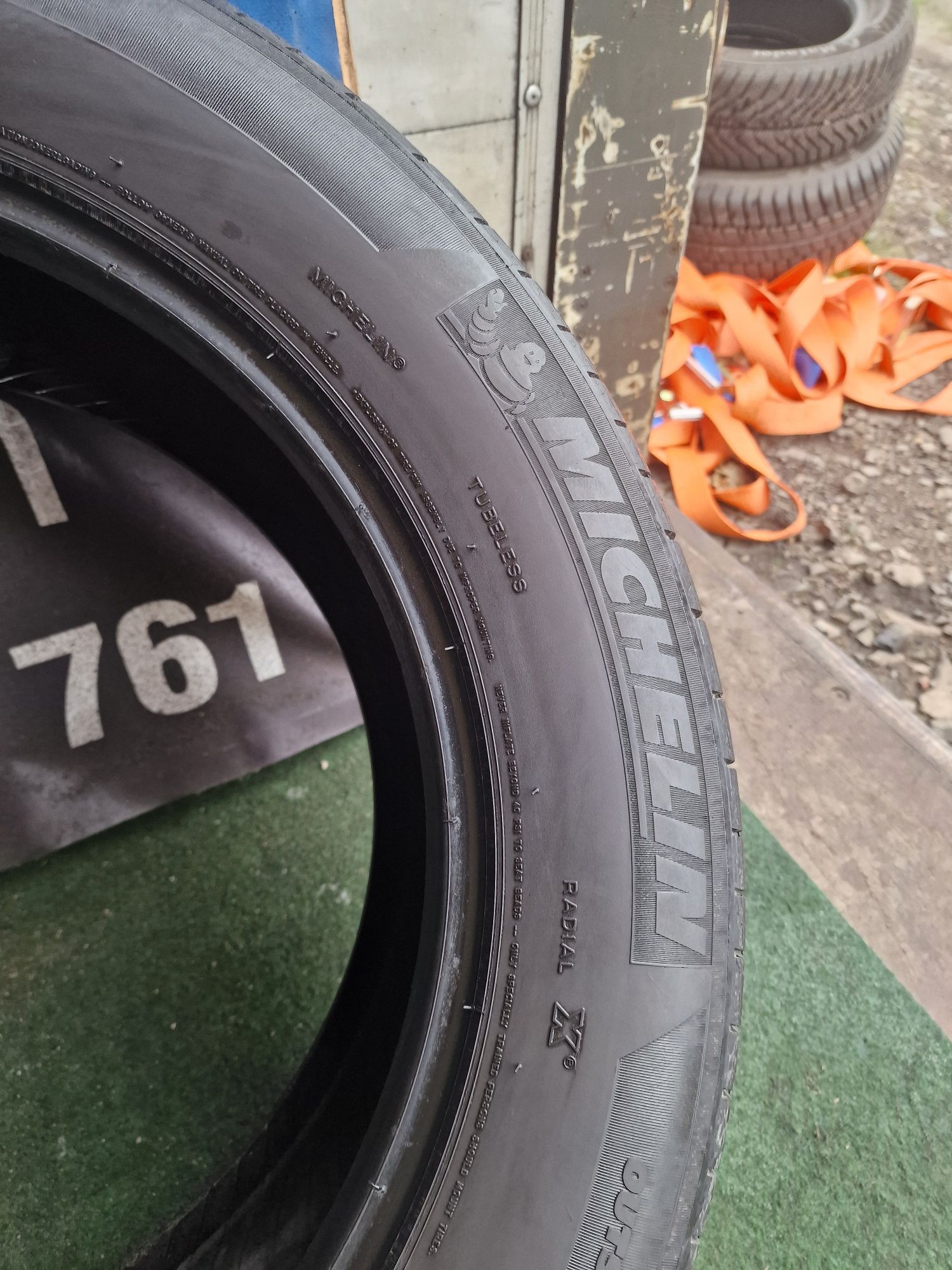 Opony letnie 225/60/18 Michelin Para 6.3mm