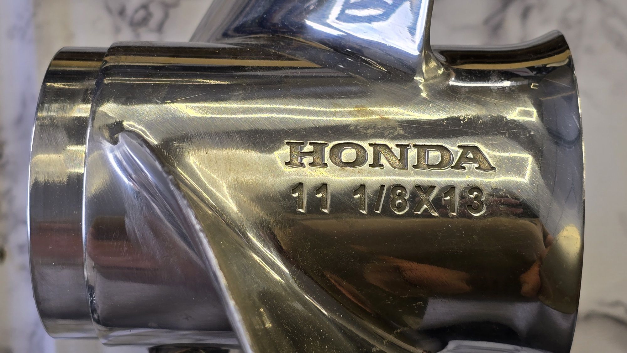 Гвинт Honda - 11" 1/8x13"