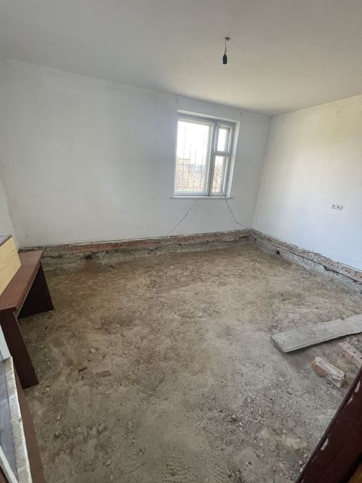 Гарний дачний будинок у Вільску