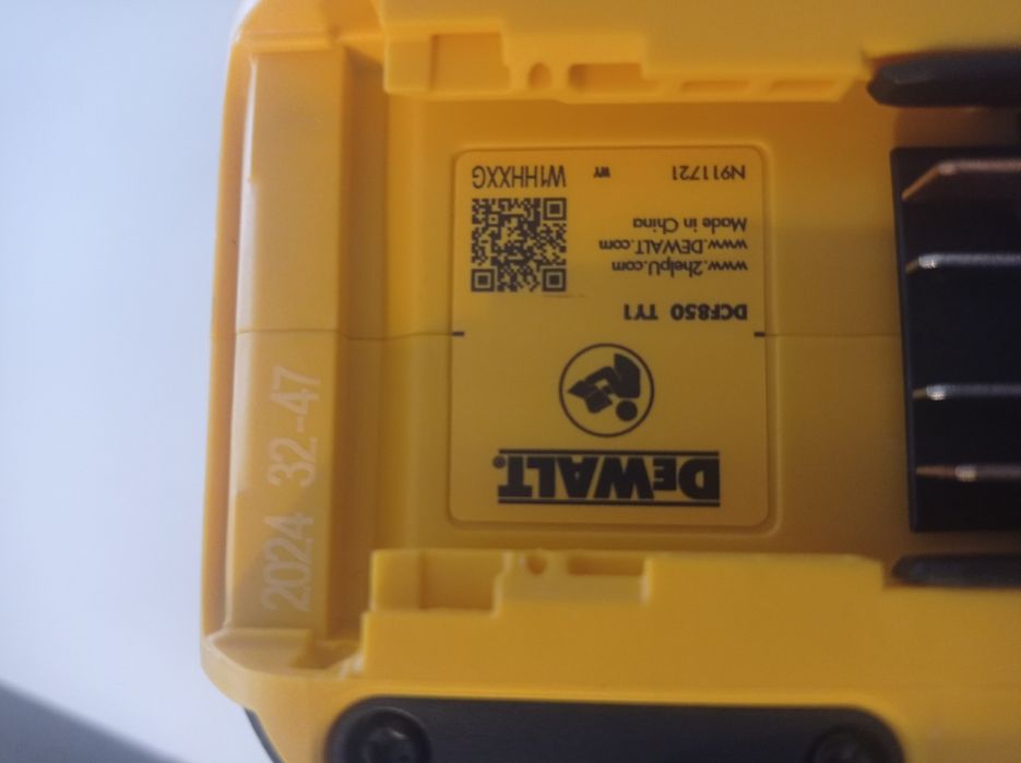 Імпак гідравлічний DeWalt 850N,