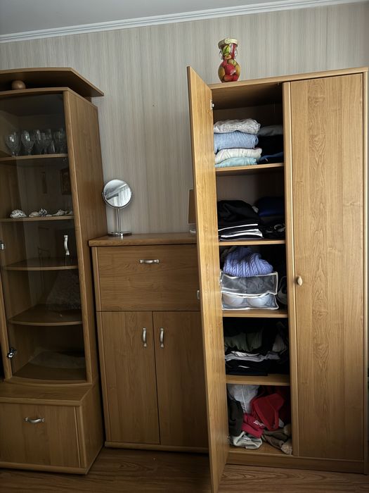 Стінка у вітальню