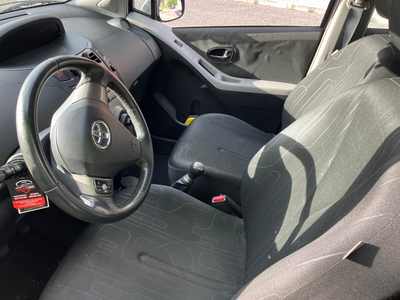 Toyota Yaris (2009)