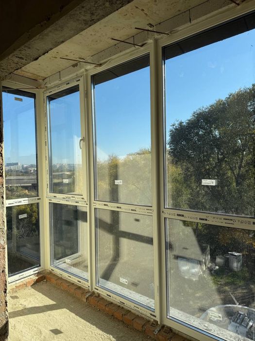 Продаж 2-х кімнатної новобудови біля парку