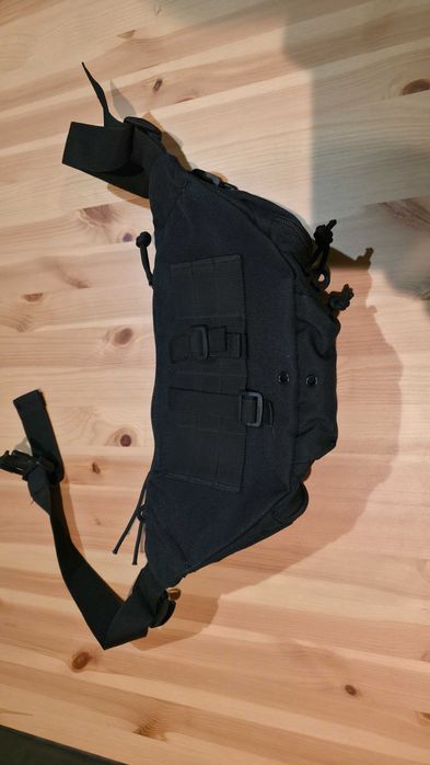 Nerka, saszetka marki Texar w kolorze czarnym