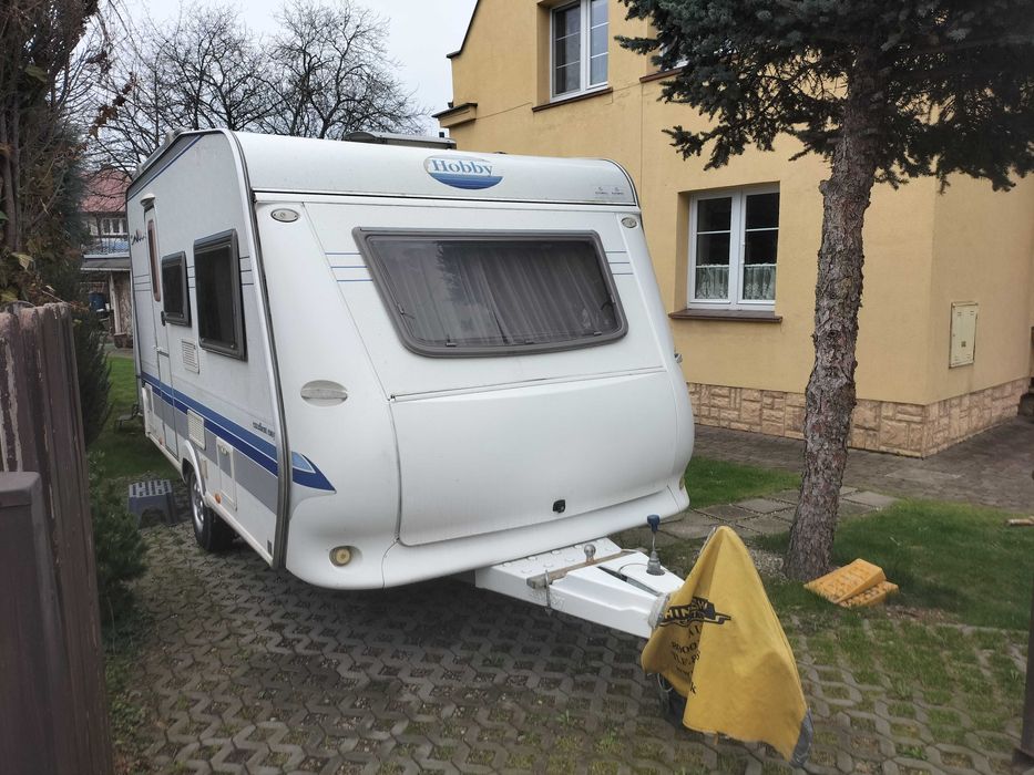 Hobby 400 z moverem,przedsionkiem,DMC 1100 kg