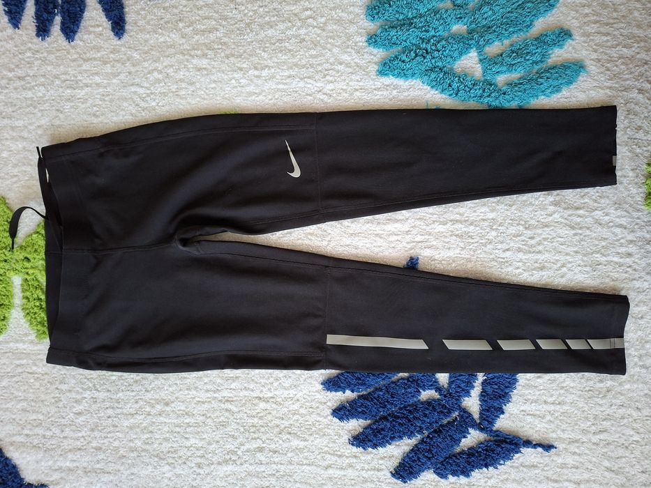 Leginsy Nike na 12-13 lat