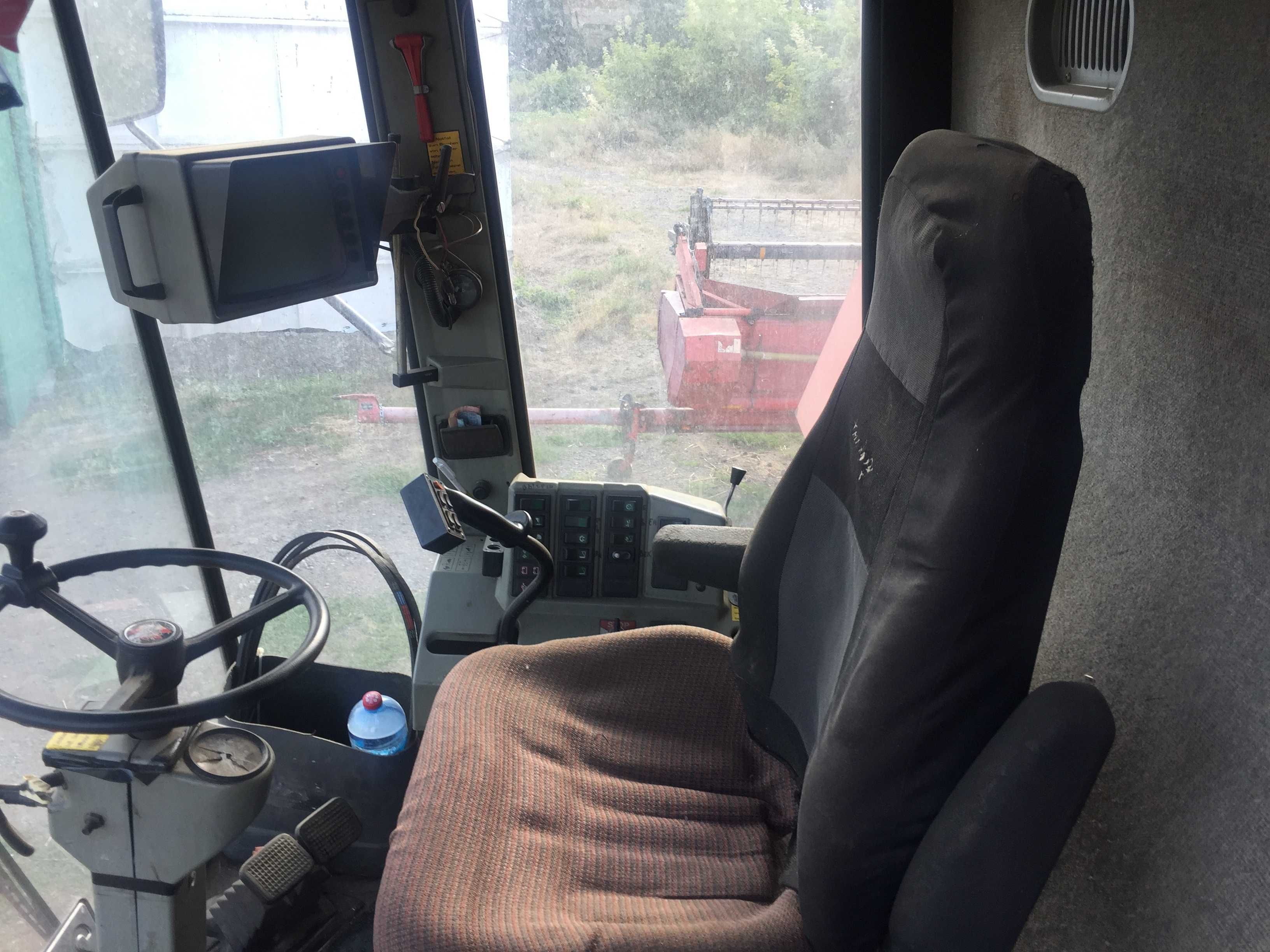 Комбайн Massey Ferguson 40 RS