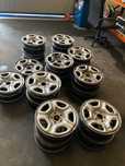DACIA DUSTER 1 I , 2 II 4 ORYGINALNE FELGI STALOWE FELGA STALOWA 16” 6,5” 5x114.3 ET50 16 komplet felg stalowych Wwa
