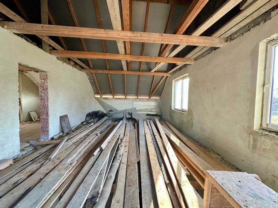 Продається будинок у с.Попелі біля м.Борислав