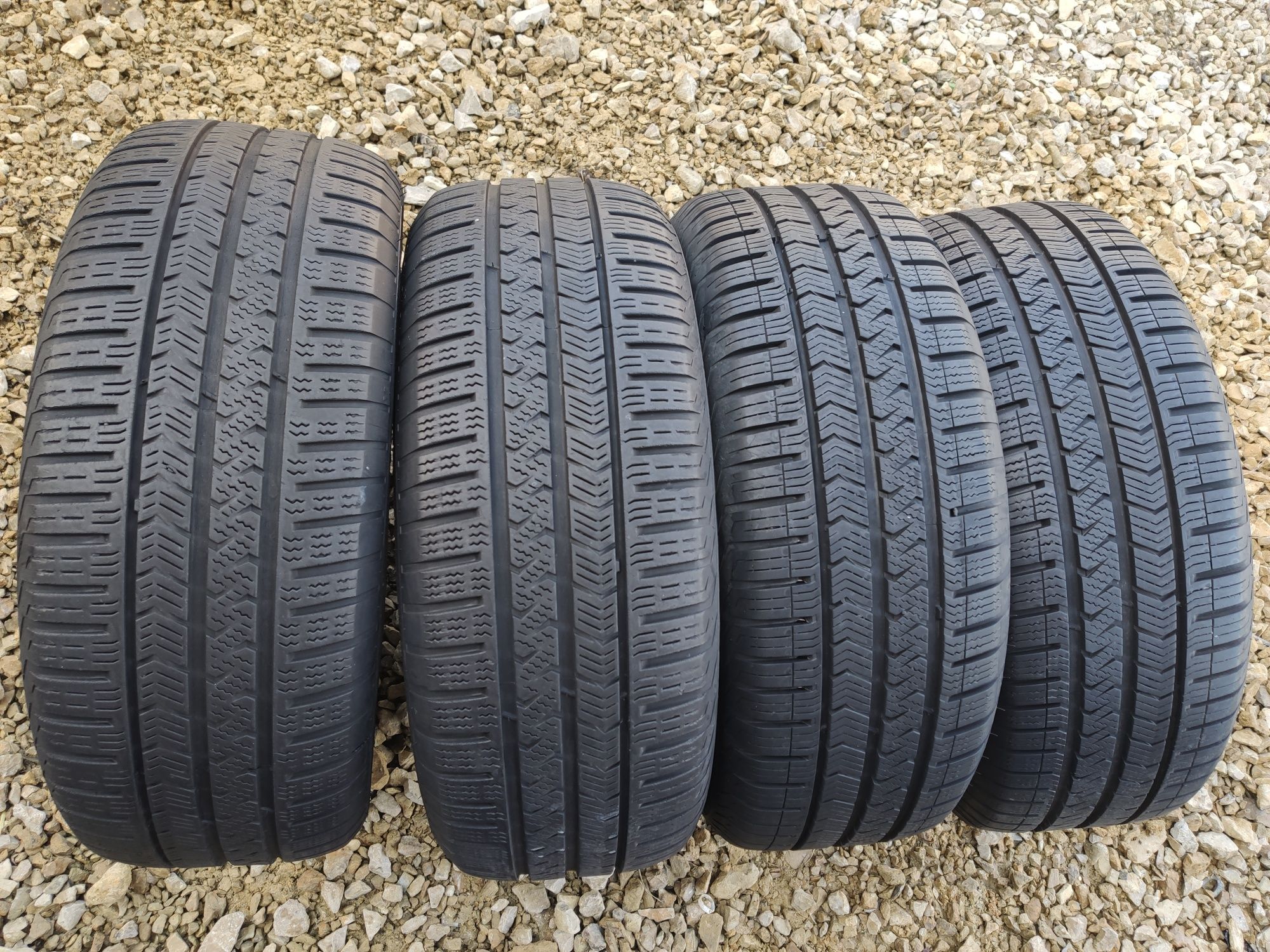 195/55r15 vredestein quatrac komplet Opony całoroczne